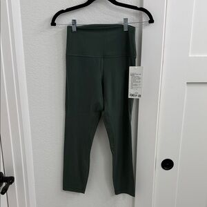 NWT Lululemon align 23” size 6